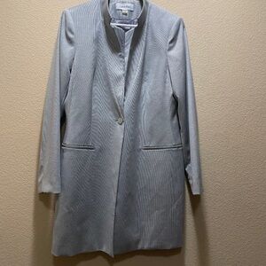 Calvin Klein Women’s Light Gray Longline Blazer – Size 12